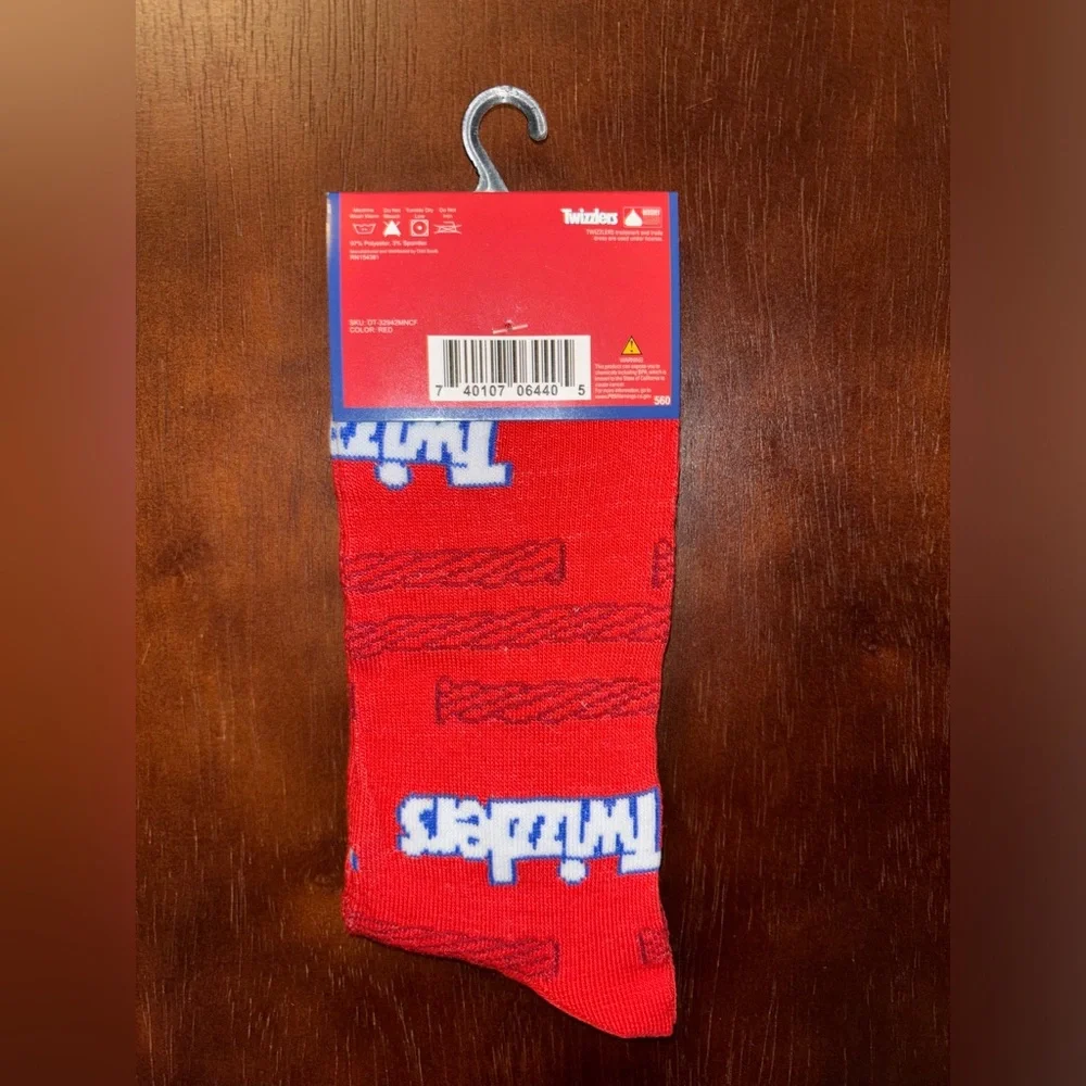 TWIZZLERS NOVELTY CREW SOCKS NWT MEN’S SHOE SIZE 6-12